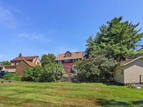 889 James Street, Pelham NY 10803