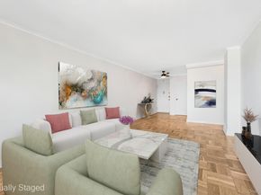 900 W 190 Street 14A, New York (Manhattan) NY 10040
