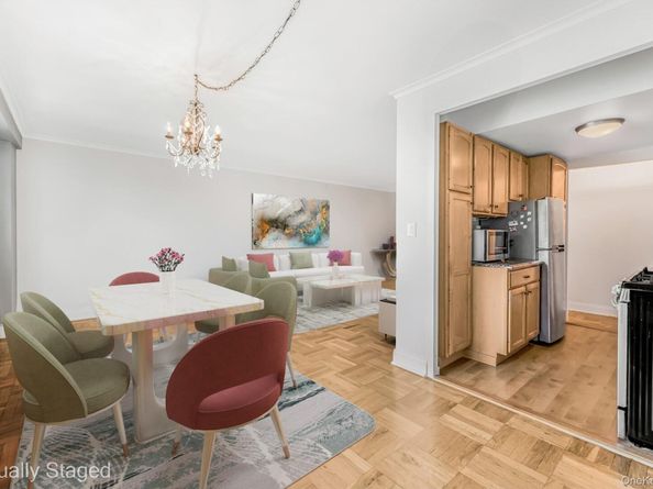 900 W 190 Street 14A, New York (Manhattan) NY 10040