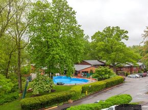 90 Coachlight Square, Montrose NY 10548