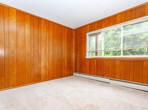 90 Coachlight Square, Montrose NY 10548