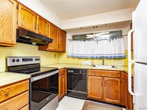 90 Coachlight Square, Montrose NY 10548