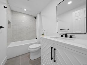 72 Oak Avenue, Riverhead NY 11901