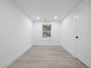 72 Oak Avenue, Riverhead NY 11901