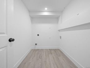 72 Oak Avenue, Riverhead NY 11901