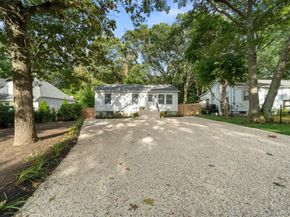 72 Oak Avenue, Riverhead NY 11901