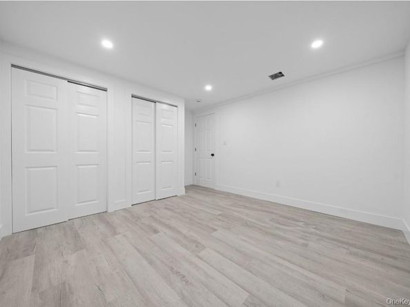 72 Oak Avenue, Riverhead NY 11901