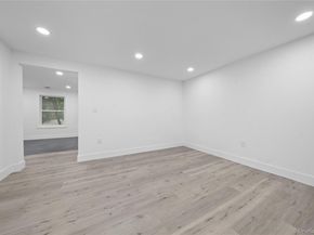 72 Oak Avenue, Riverhead NY 11901