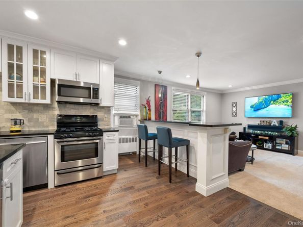 3 Bryant Crescent 2G, White Plains NY 10605