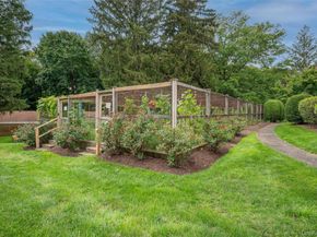 3 Bryant Crescent 2G, White Plains NY 10605