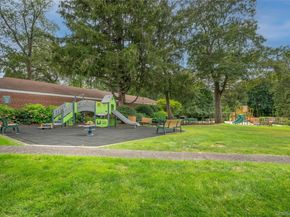 3 Bryant Crescent 2G, White Plains NY 10605