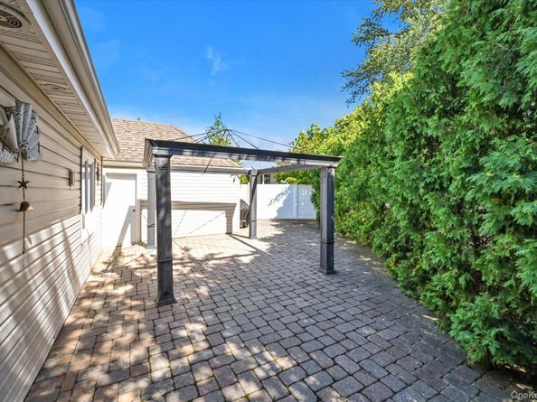 2 Adam Road W, Massapequa NY 11758