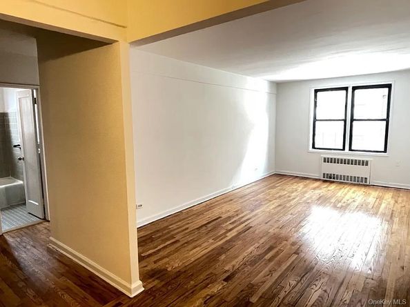 37-27 86th Street 3E, Jackson Heights NY 11372