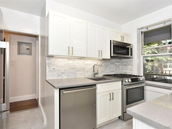 67-66 108th Street D22, Forest Hills NY 11375