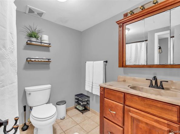 23 Allegheny Drive W, Farmingville NY 11738