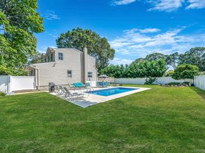 10 Roy Avenue, West Islip NY 11795