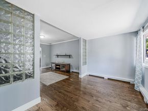 10 Roy Avenue, West Islip NY 11795