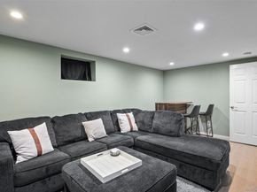30 Maryton Road, White Plains NY 10603