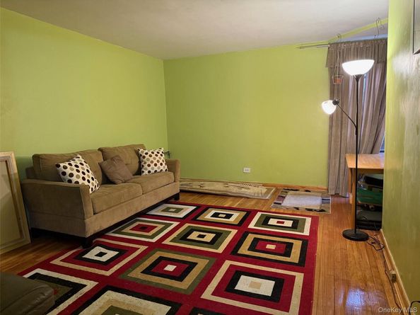 83-25 98 Street 3B, Woodhaven NY 11421
