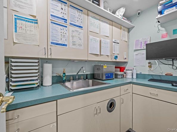 26 W 11th Street, Huntington Station NY 11746