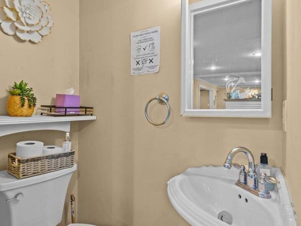 26 W 11th Street, Huntington Station NY 11746