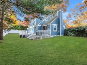 16 Piermont Court, Melville NY 11747