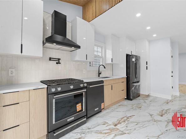 3426 209th Street, Bayside NY 11361