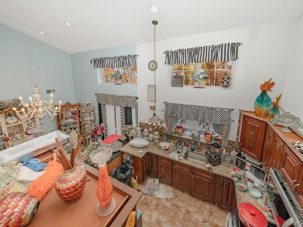 5 Northwood Boulevard, Central Islip NY 11722