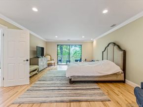 54 Harvard Road 54, Manhasset NY 11030