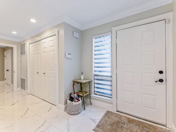 54 Harvard Road 54, Manhasset NY 11030