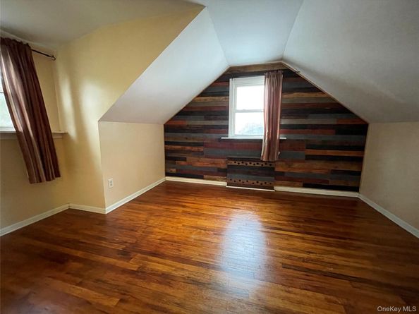 323 Grand Avenue, Lindenhurst NY 11757