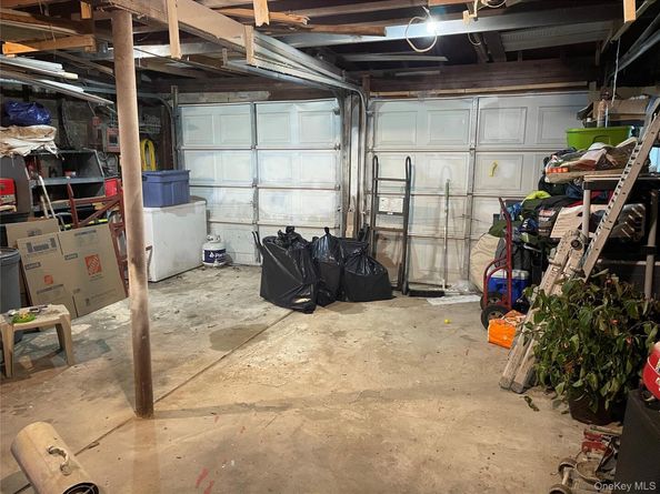 323 Grand Avenue, Lindenhurst NY 11757