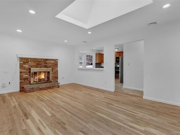 415 Pond Path, East Setauket NY 11733