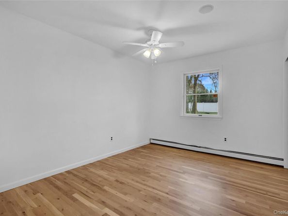 415 Pond Path, East Setauket NY 11733