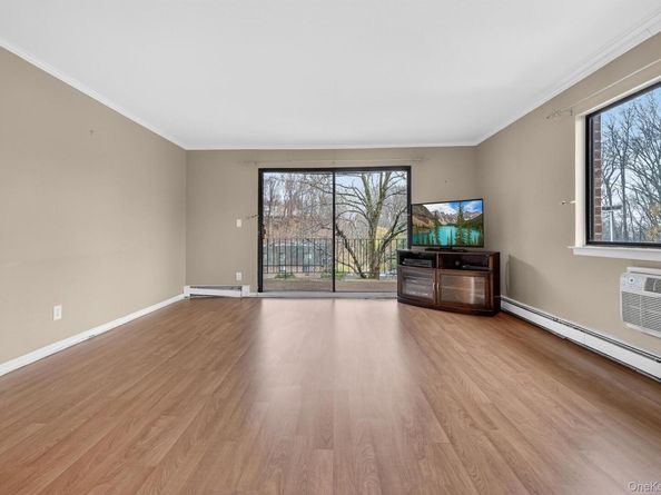 7 Briarcliff Drive S 13, Ossining NY 10562