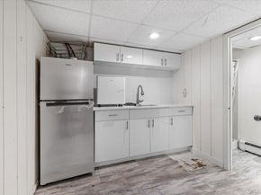 10 Faulkner Lane, Dix Hills NY 11746