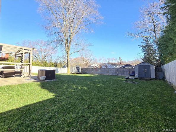 373 Magnolia Drive, Selden NY 11784