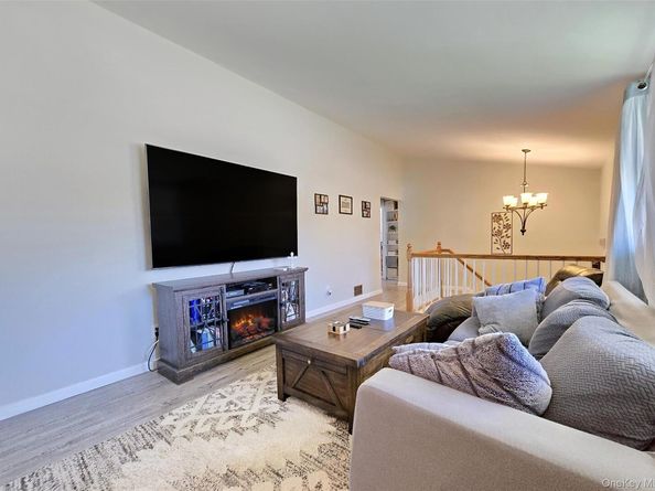 373 Magnolia Drive, Selden NY 11784