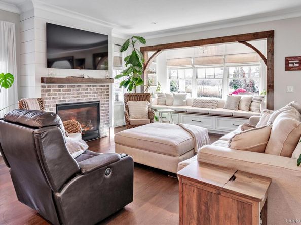 17 Maple Avenue, East Moriches NY 11940