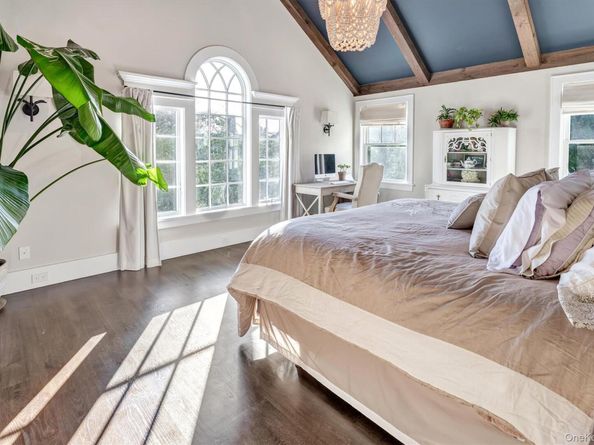 17 Maple Avenue, East Moriches NY 11940