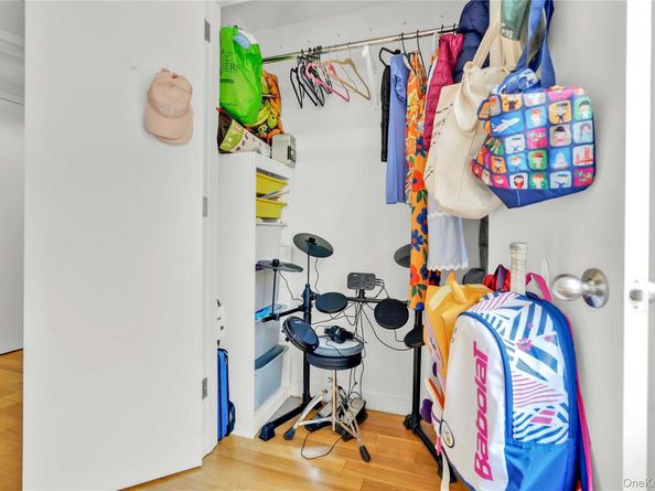 3080 47th Street 3A, Astoria NY 11103