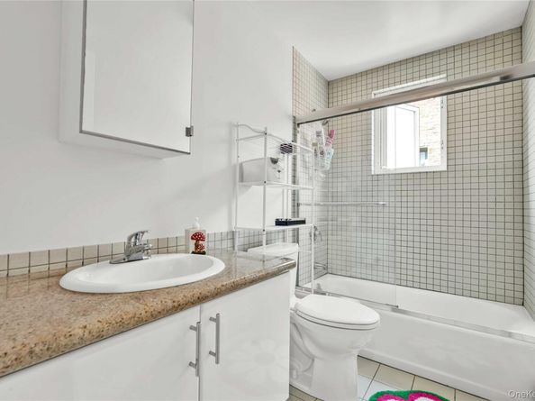 3080 47th Street 3A, Astoria NY 11103