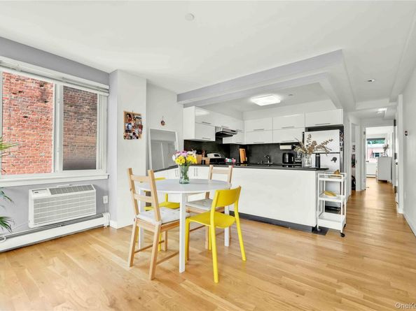 3080 47th Street 3A, Astoria NY 11103