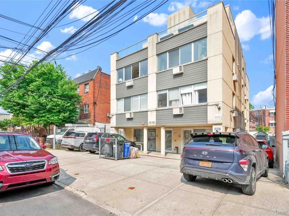 3080 47th Street 3A, Astoria NY 11103