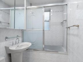 65-35 Yellowsone Blvd 4G, Forest Hills NY 11375