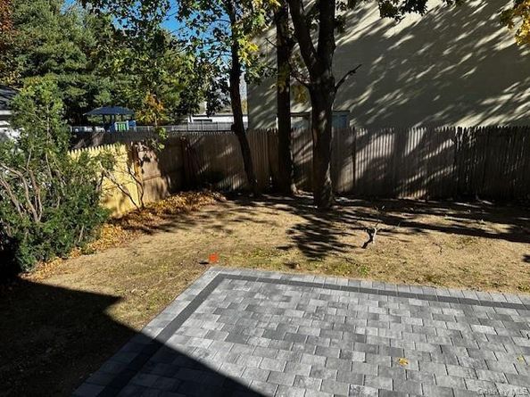 25 Maple Place, Hicksville NY 11801