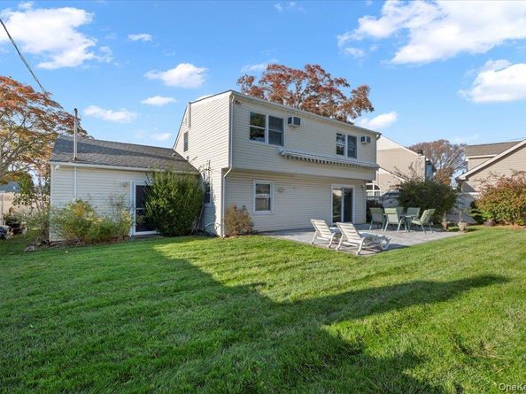 126 Swan Lane, Levittown NY 11756