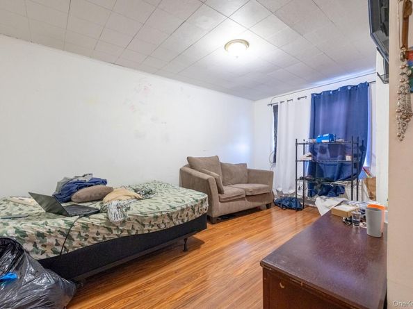 679 Van Nest Avenue, Bronx NY 10462