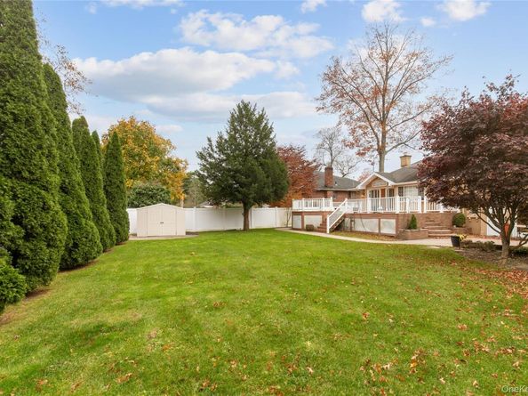 188 Rhododendron Drive, Westbury NY 11590