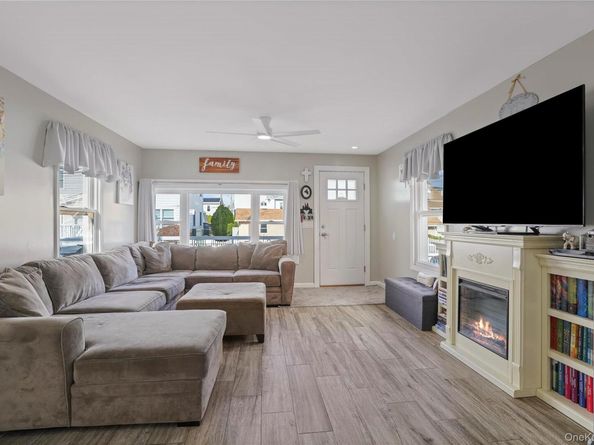 48 Gotham Avenue, Brooklyn NY 11229